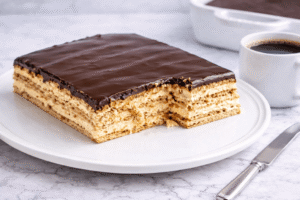 ciasto na herbatnikach bez pieczenia