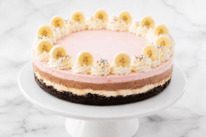 sernik bananowy banana split
